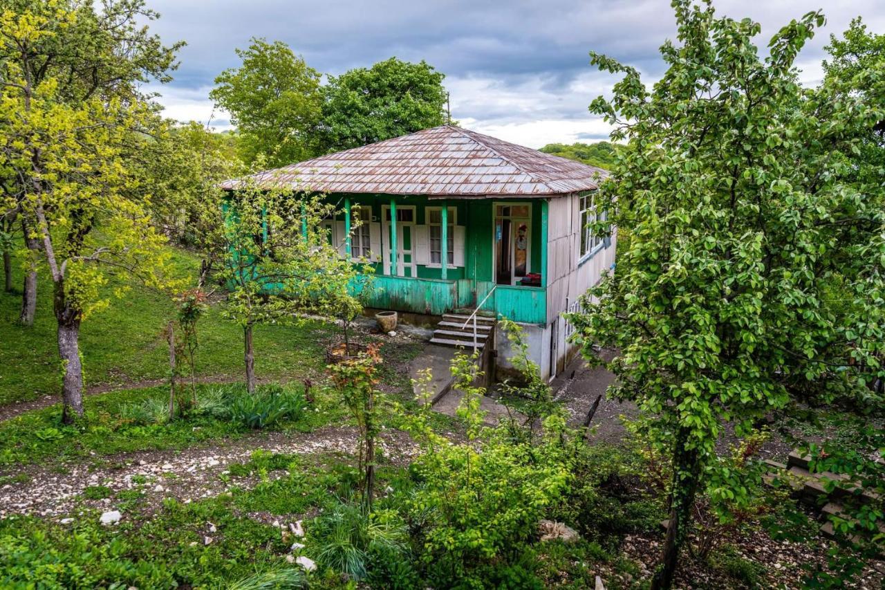 Guest House Guliada Gordi Buitenkant foto