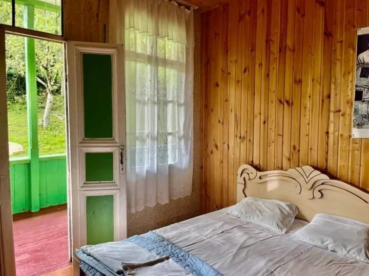 Guest House Guliada Gordi Buitenkant foto