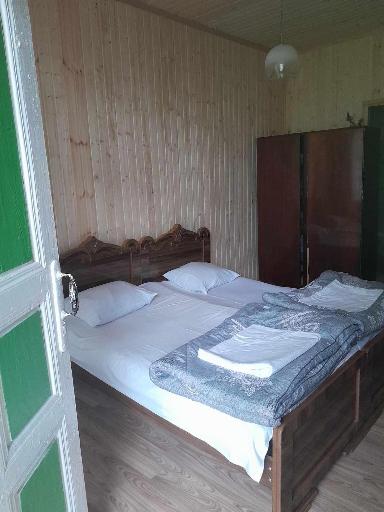 Guest House Guliada Gordi Buitenkant foto